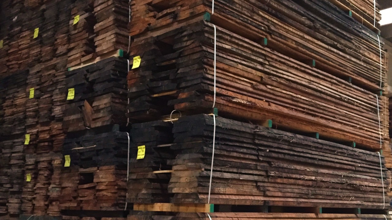 legnami-vendita-legno-legname-larice-siberiano-ingrosso-da-costruzione-prezzi-stagionatura-commercio-rovere-europeo-tavole-prezzo-prefinito-legna-abete-faggio-frassino-tiglio-dal-lago-spa-IMG_0911